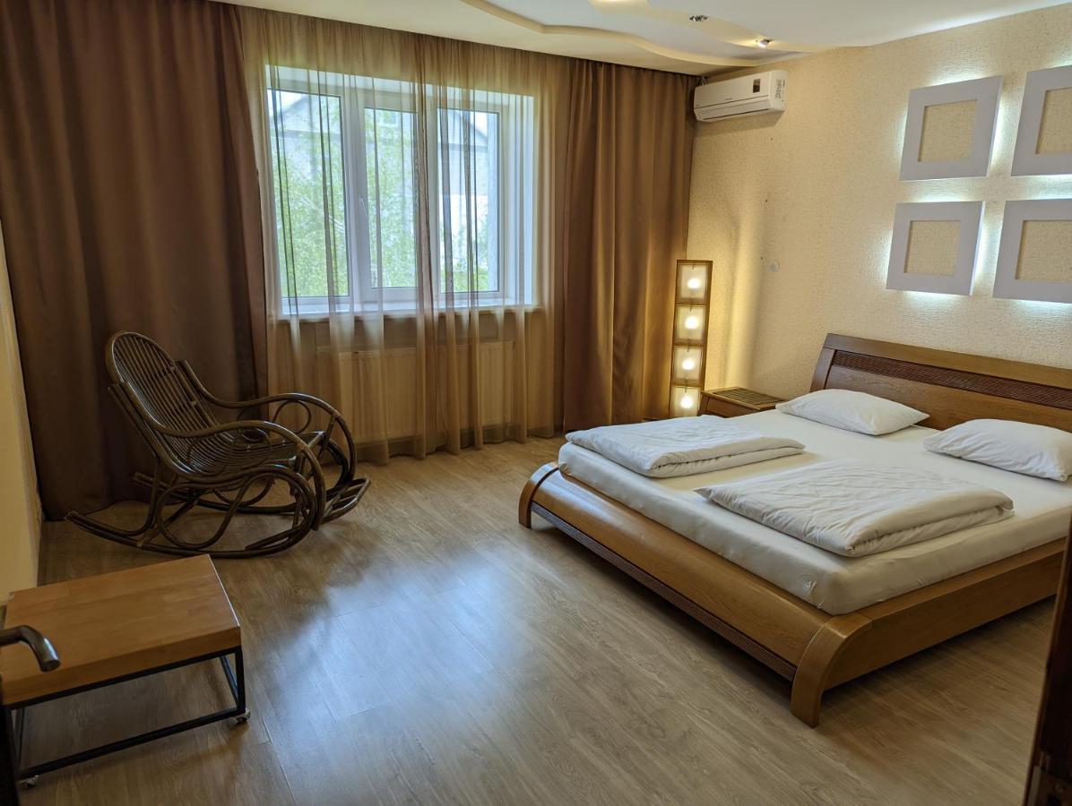 Rodynnyi Maietok Family Estate Villa Kamianets-Podilskyi Room photo